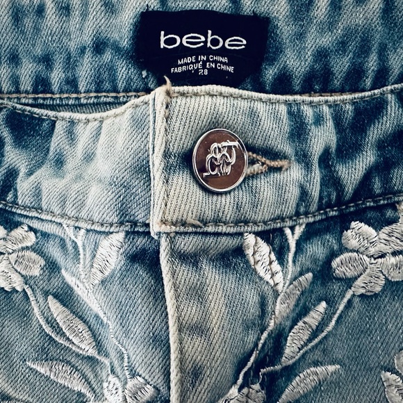 Bebe Lindsey Embroidered Denim Jean Shorts - Picture 5 of 6